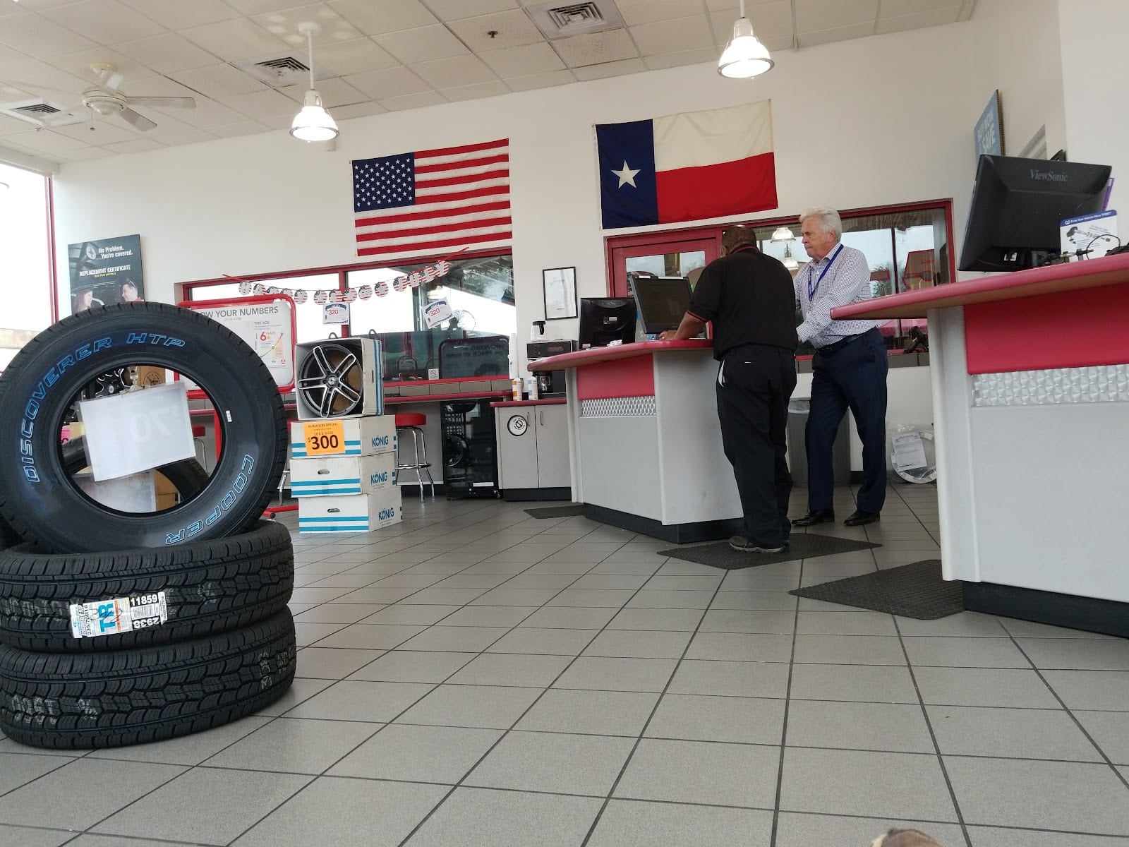 Discount Tire, photo 3