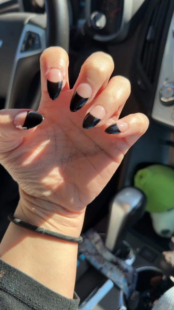 B & B Nails, photo 4