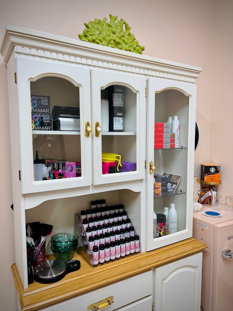 Mermane Hair Studio, photo 3