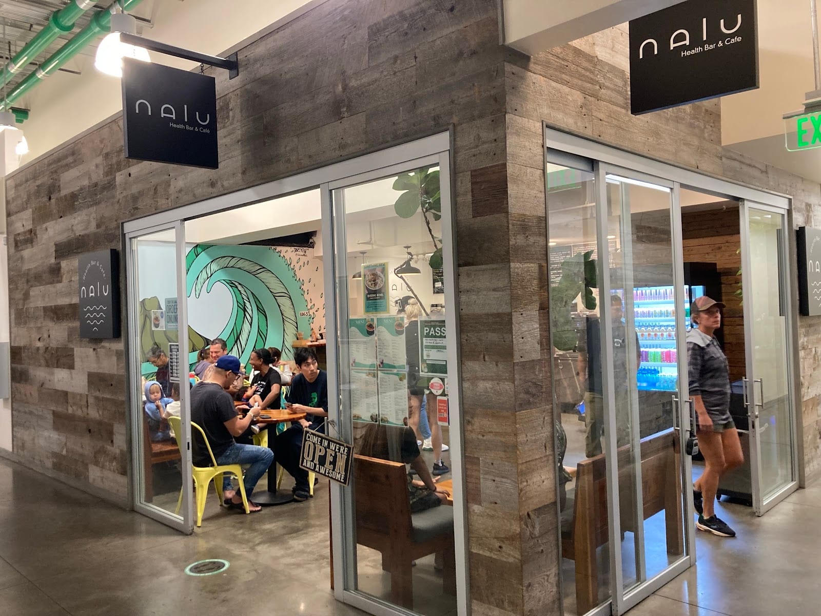 Nalu Health Bar & Cafe