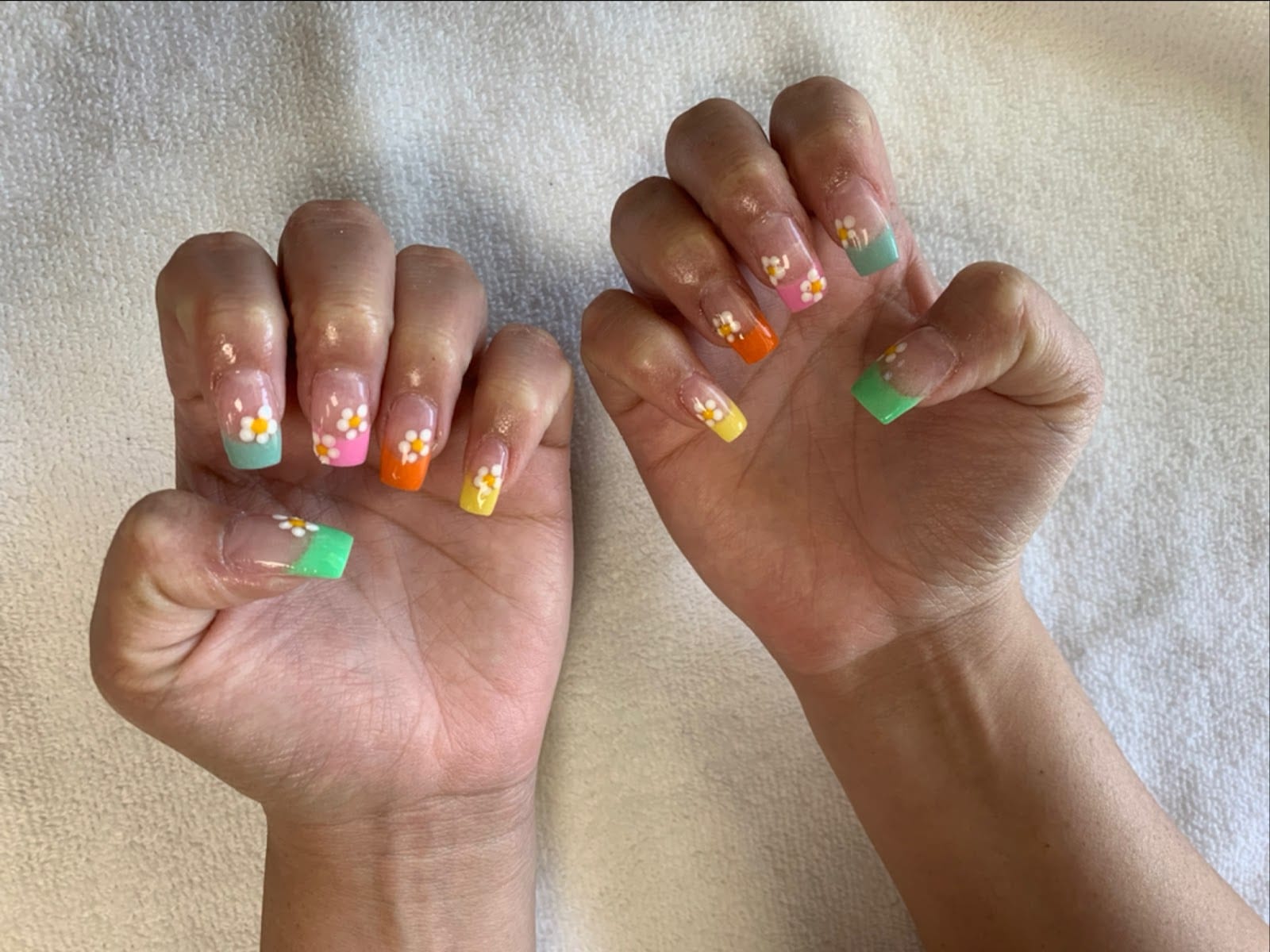 Luxury Nails and Spa