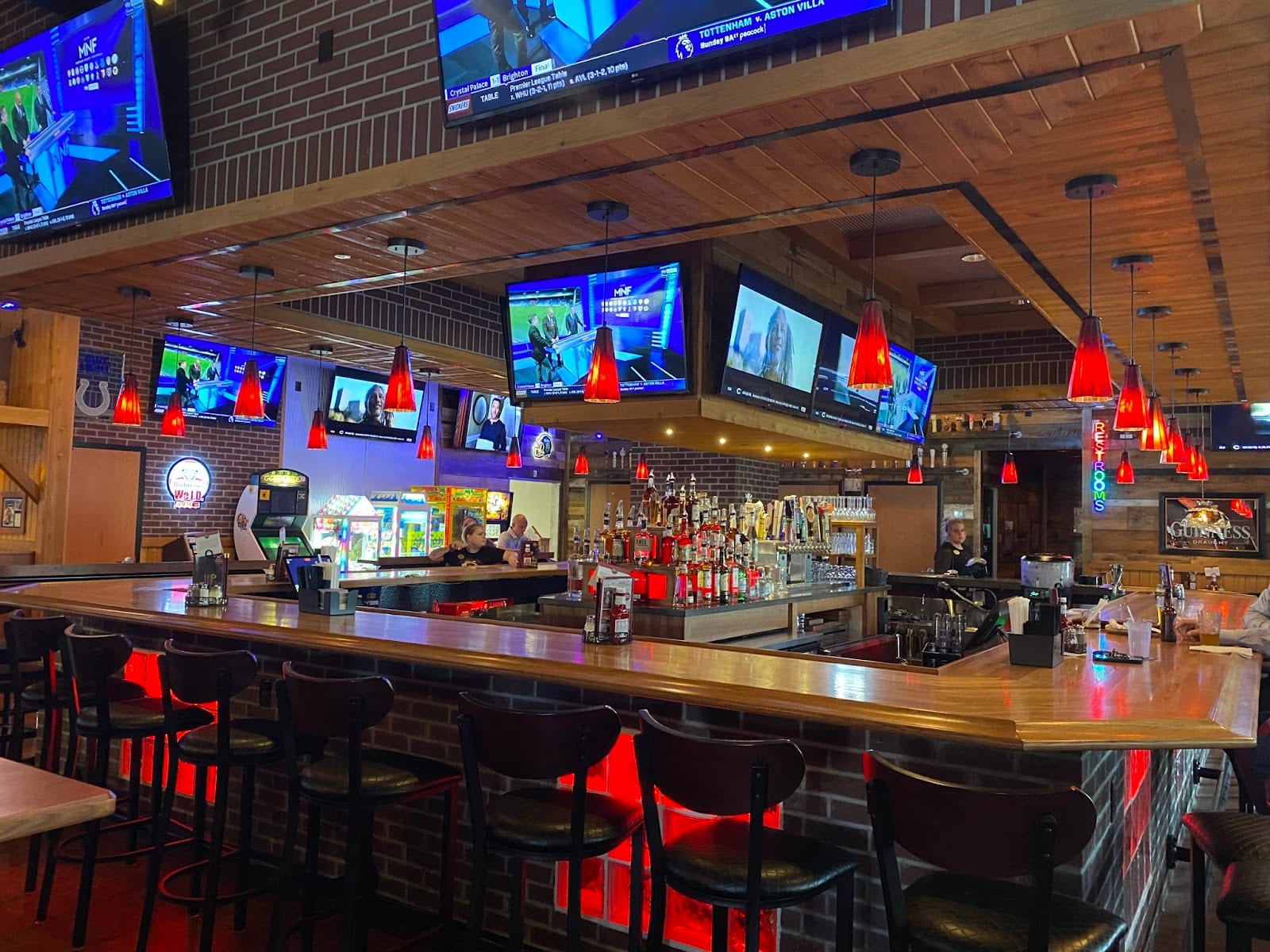 Beer Barrel Pizza & Grill