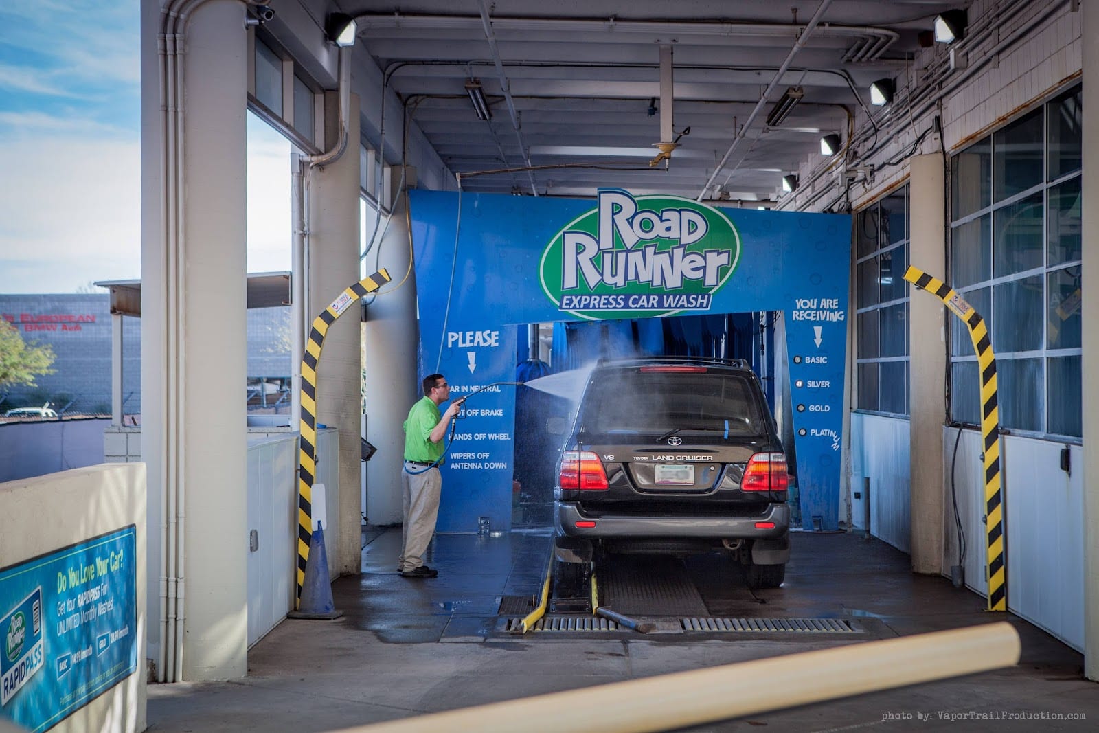 Road Runner Express Carwash, photo 2