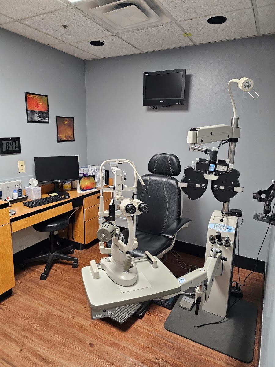 Dr. Kaity Shi, Optometrist, photo 4