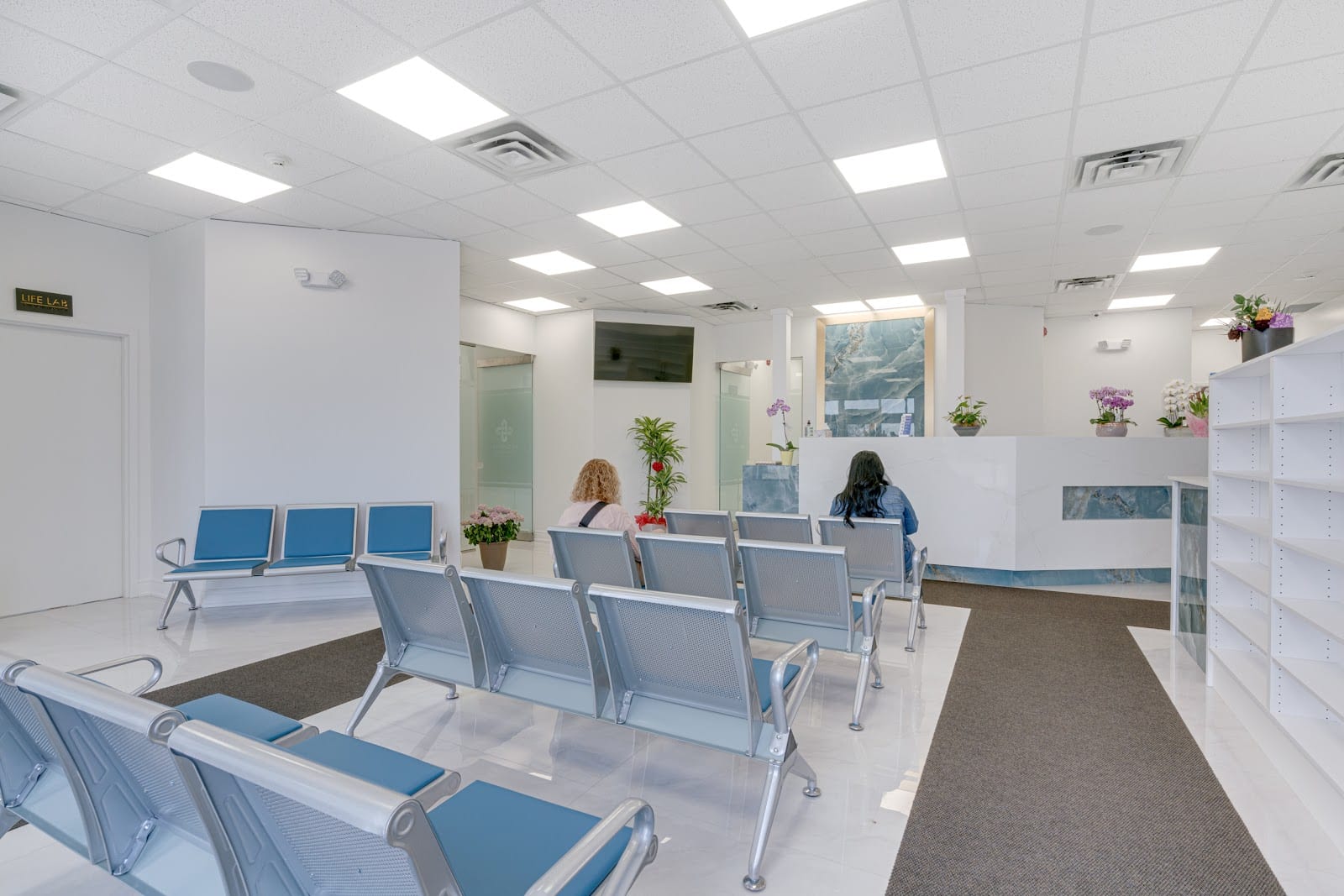 Richmond Hill Medical Mall, photo 3