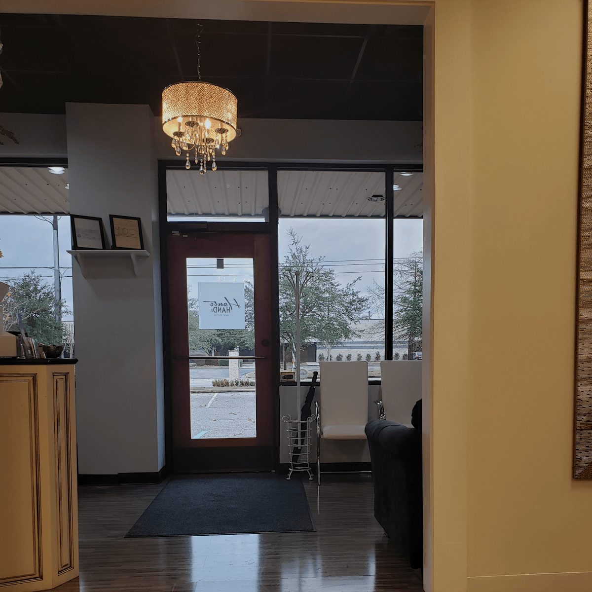 Haute Handz Salon L.L.C