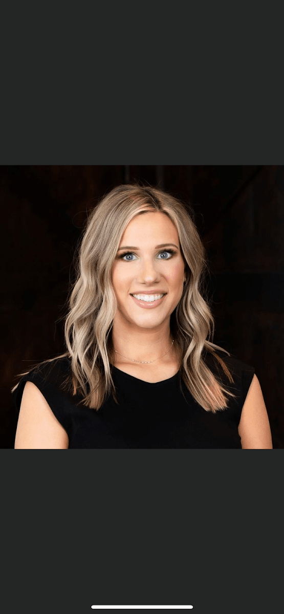 Blyss McGinley, Realtor