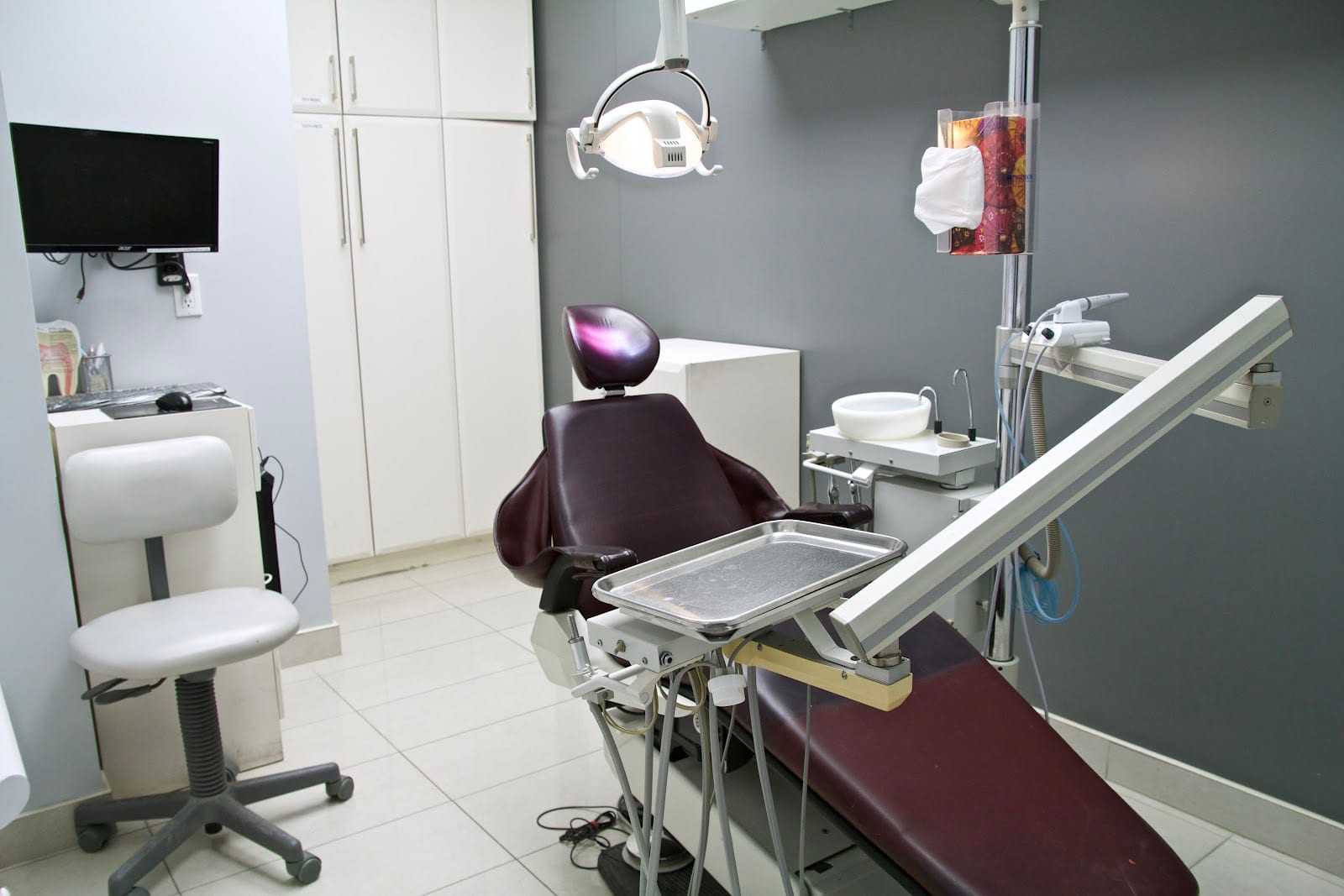 Diamond Dental Clinics - Dr. Rad