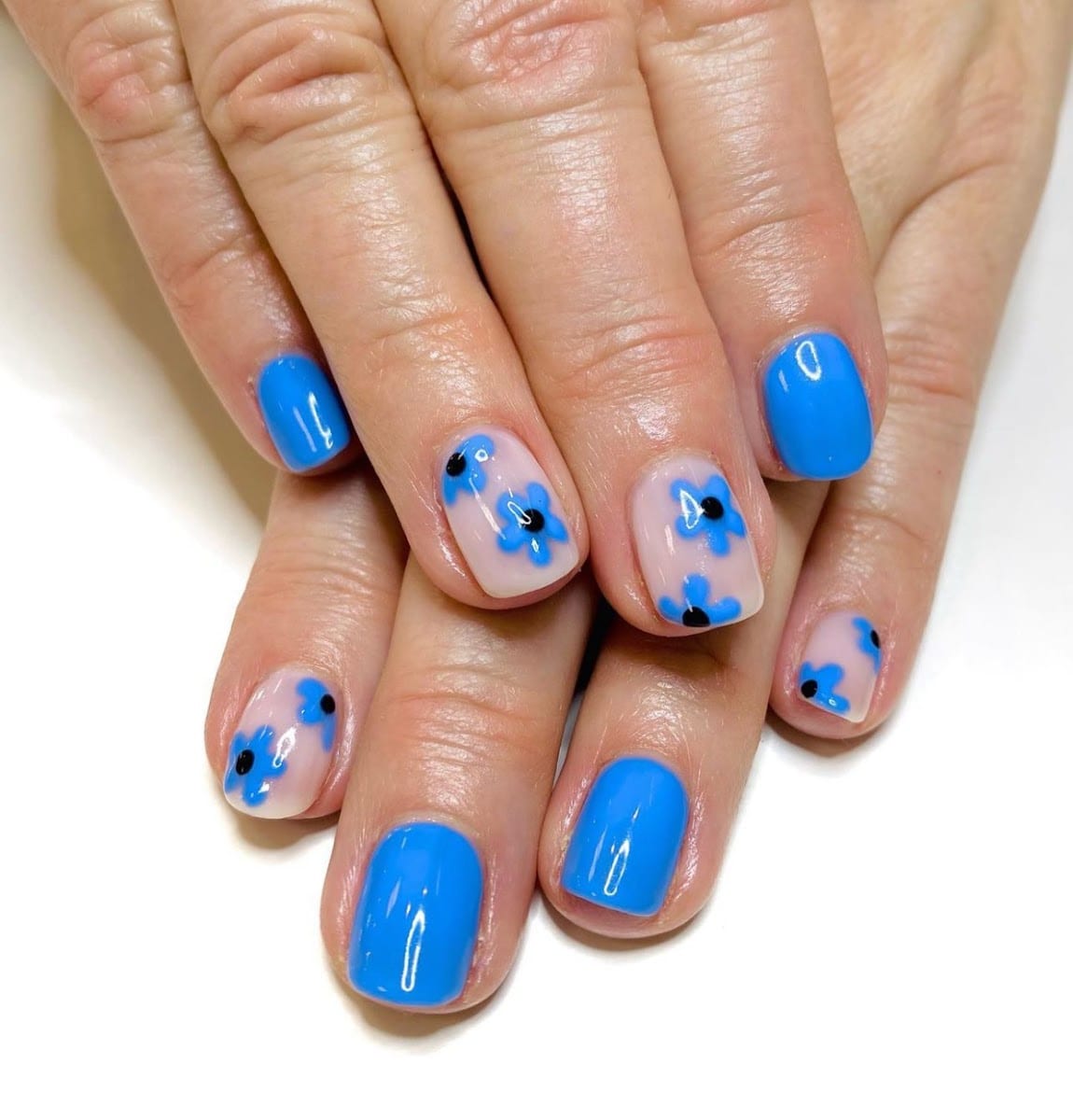 Heaven Sent Nails, photo 2