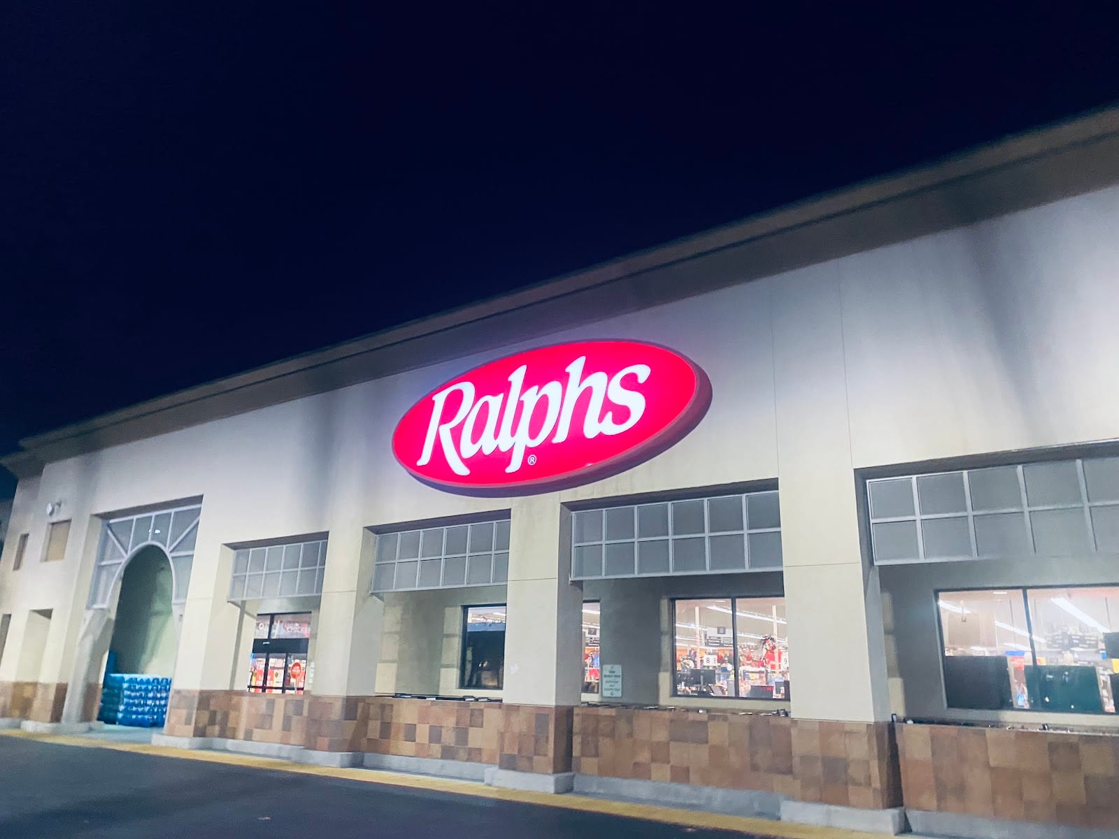Ralphs, photo 3