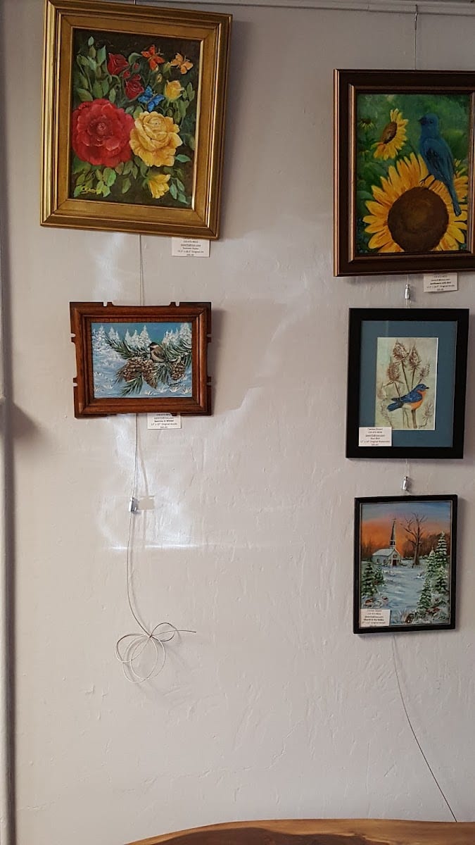 Gathering, An Art Gallery & Boutique