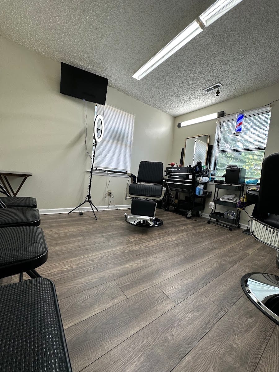 Five Star Cuts LLC.