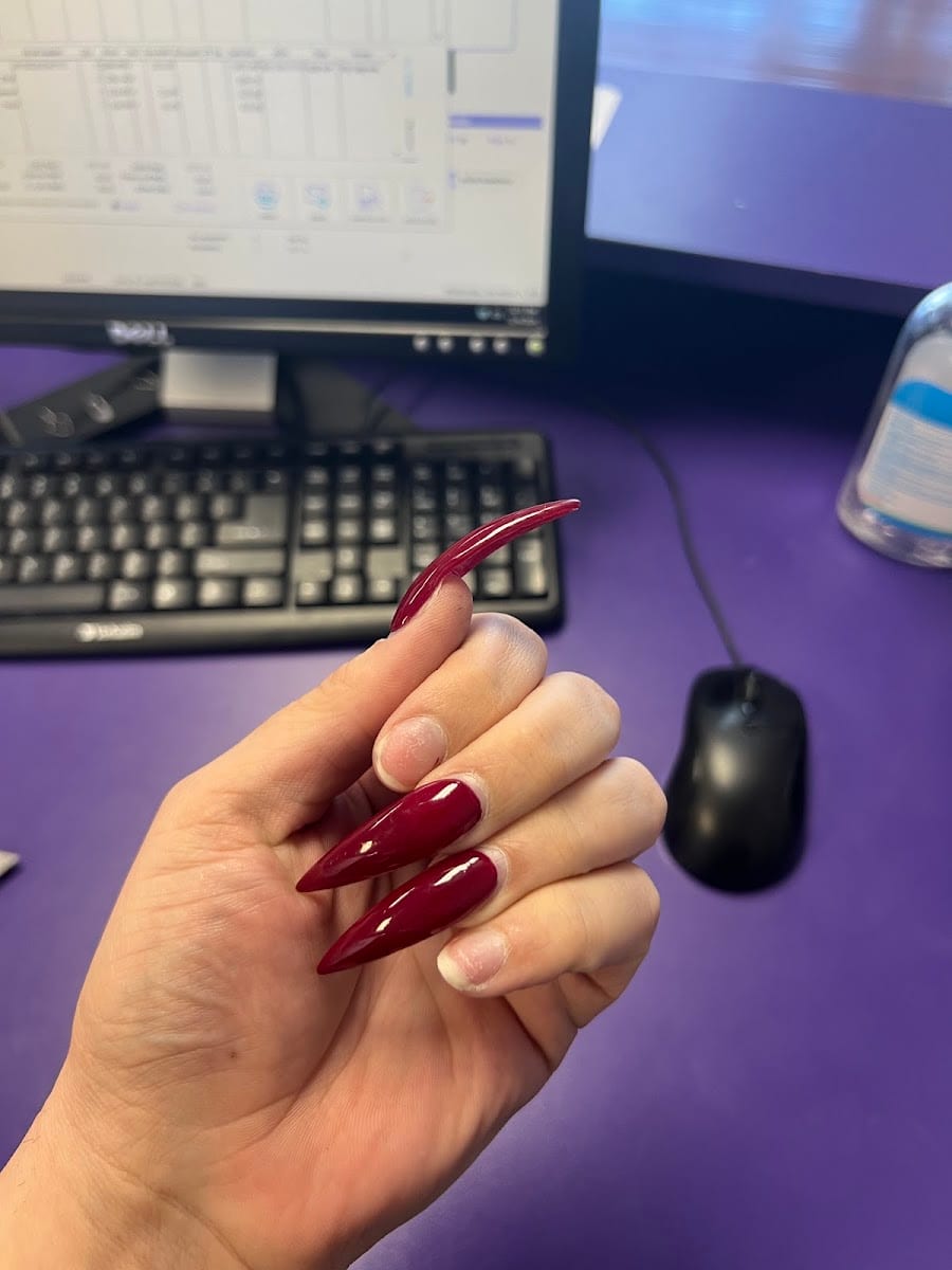 Perfect 10 Nails