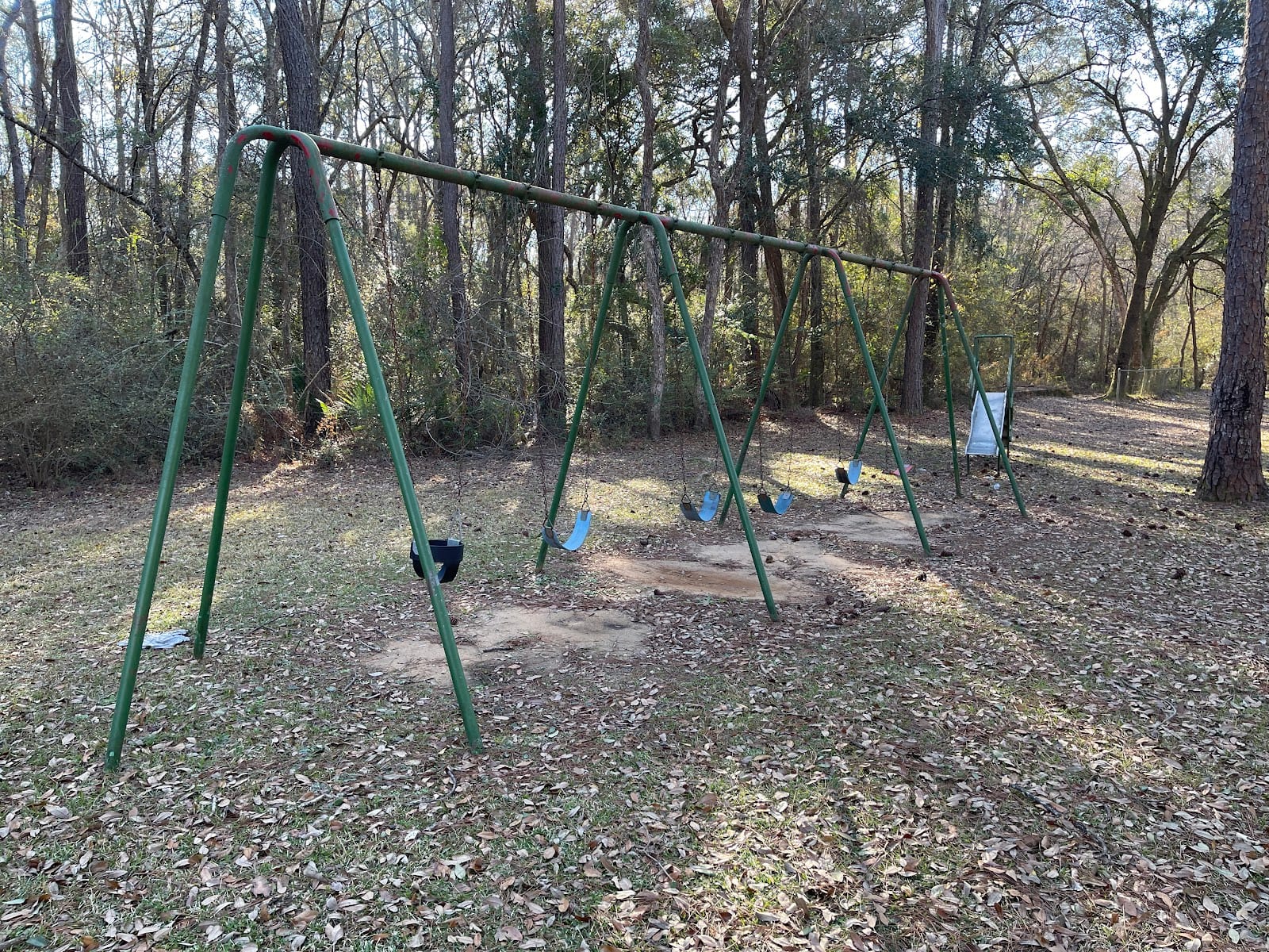 Lillian Ave Park, photo 2