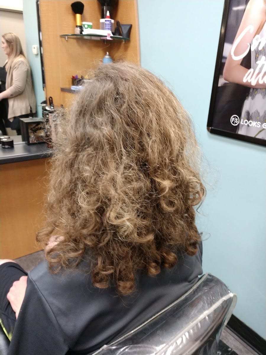 Fantastic Sams Cut & Color