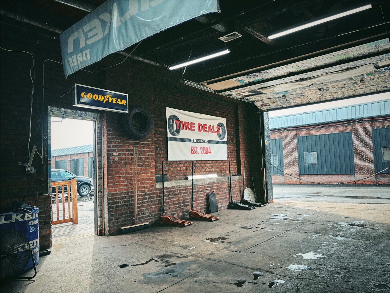 Tire Deals, photo 2