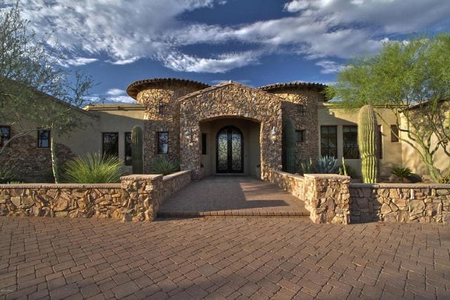 North Scottsdale Real Estate Homesmart Roseanne Finocchiaro, photo 2