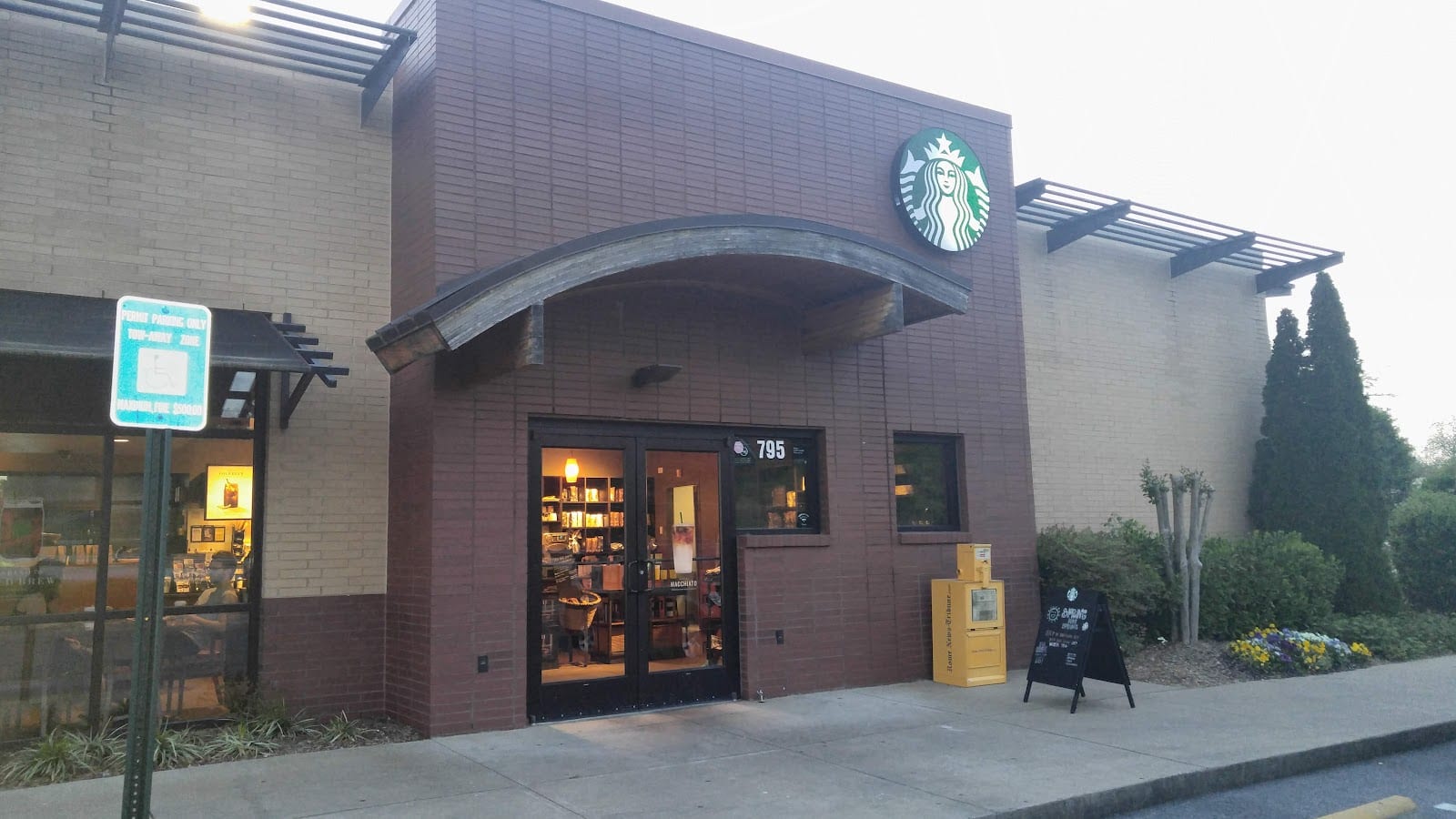 Starbucks Coffee Company, photo 2