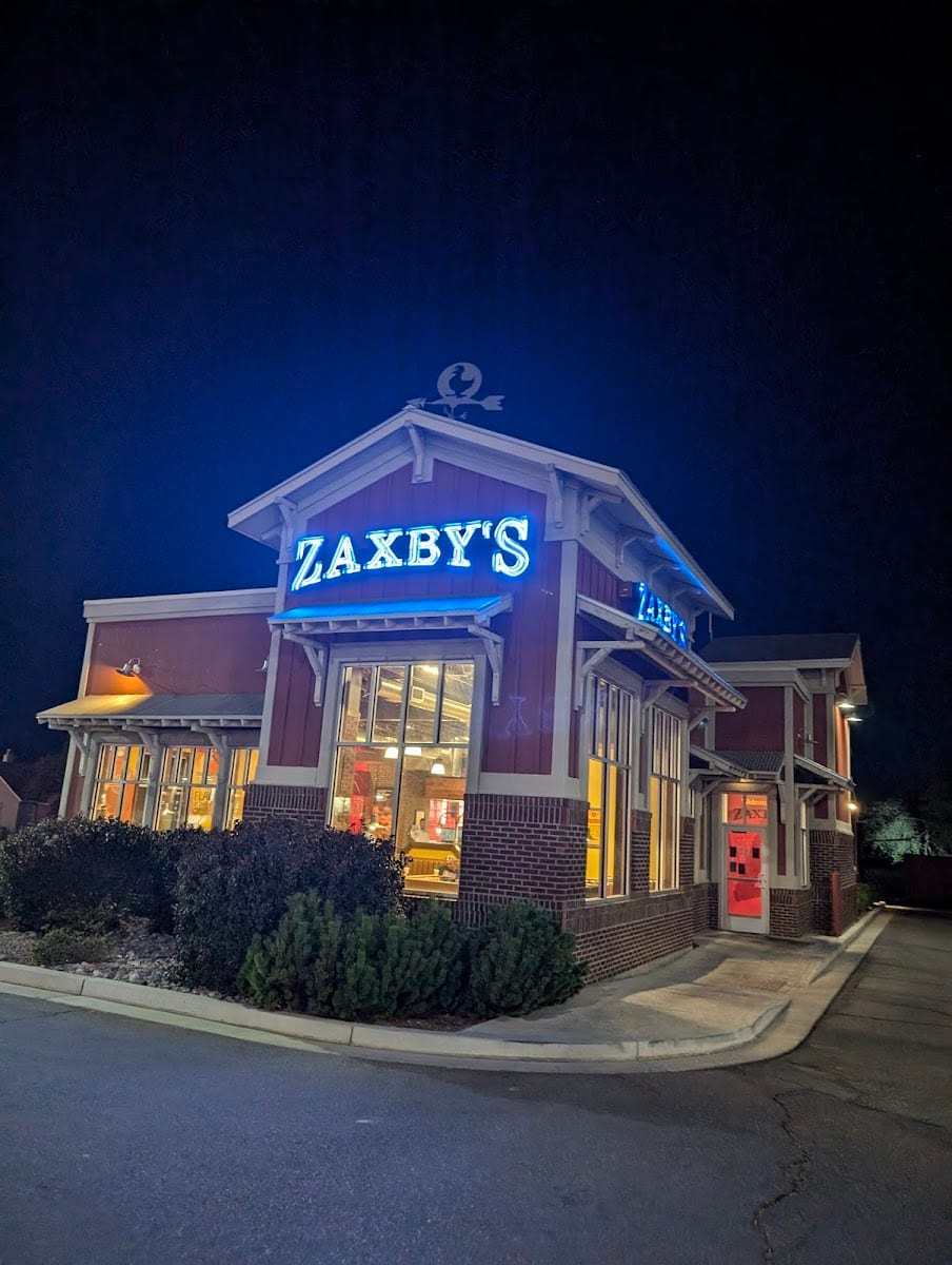 Zaxbys Chicken Fingers & Buffalo Wings, photo 2