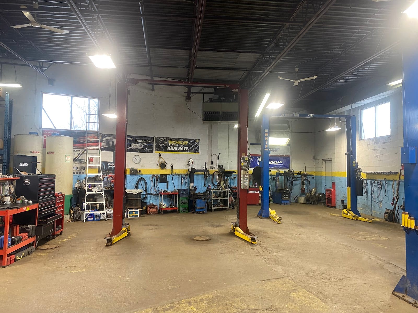 CNT Automotive Station