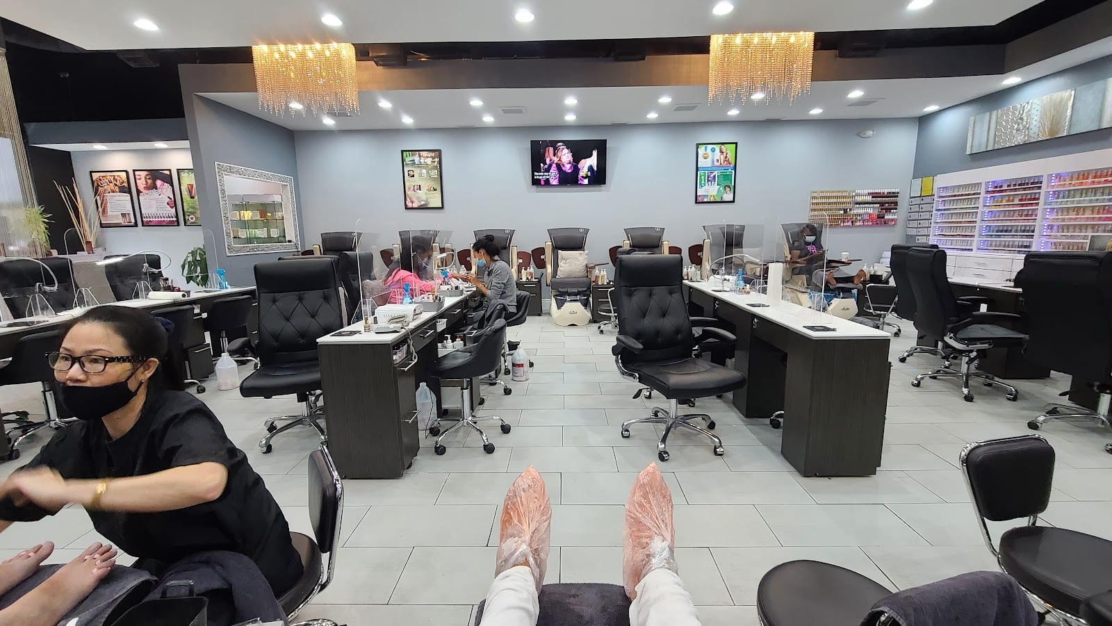 Charm Nail Lounge