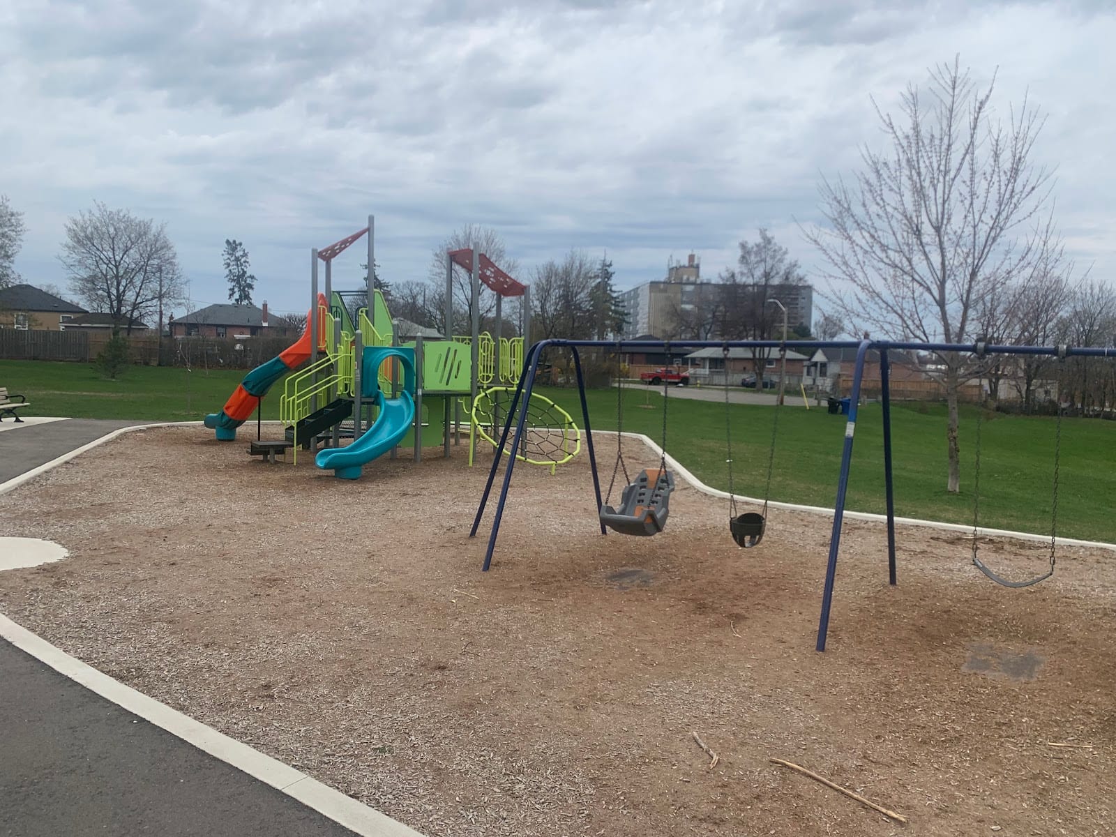 Heathrow Park Playground