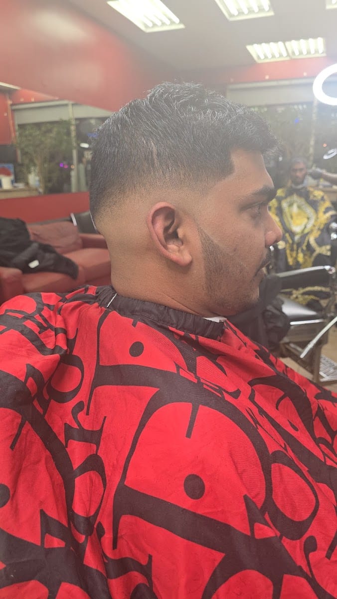 Tip Top Barbershop & Beauty Salon, photo 4