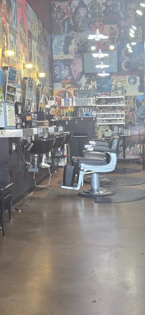 Floyd's 99 Barbershop, photo 4