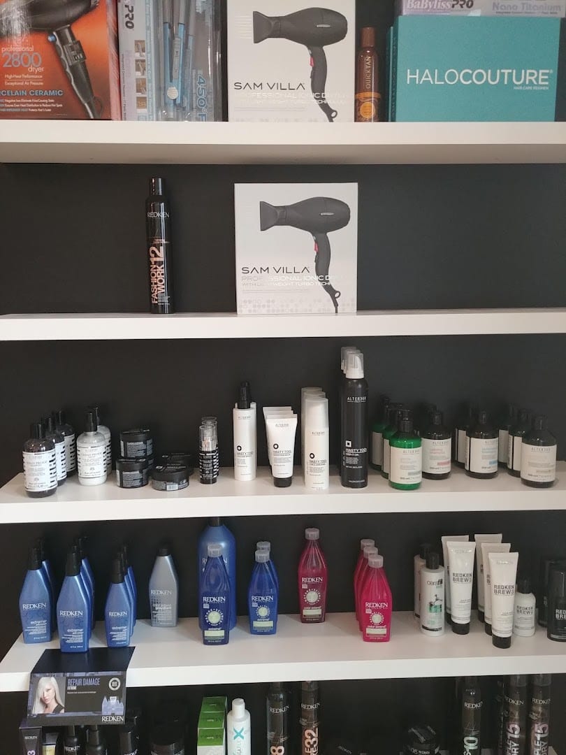 Crown Salon Saratoga, photo 2