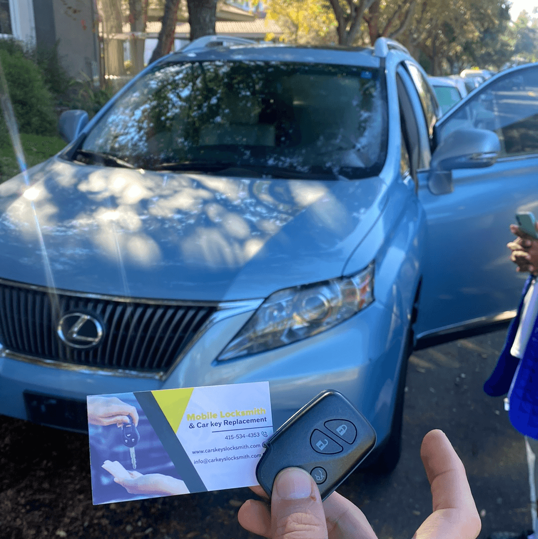 Mobile Locksmith and Car Key Replacement, photo 4