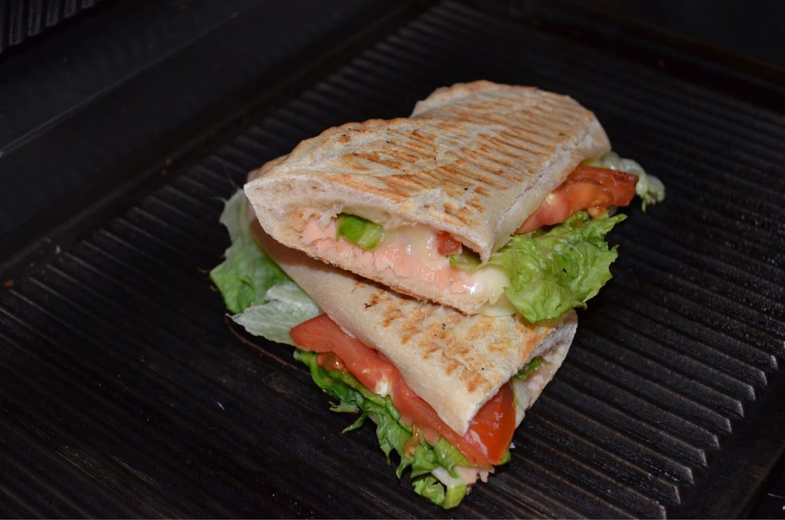fastfood sandwiches paninis