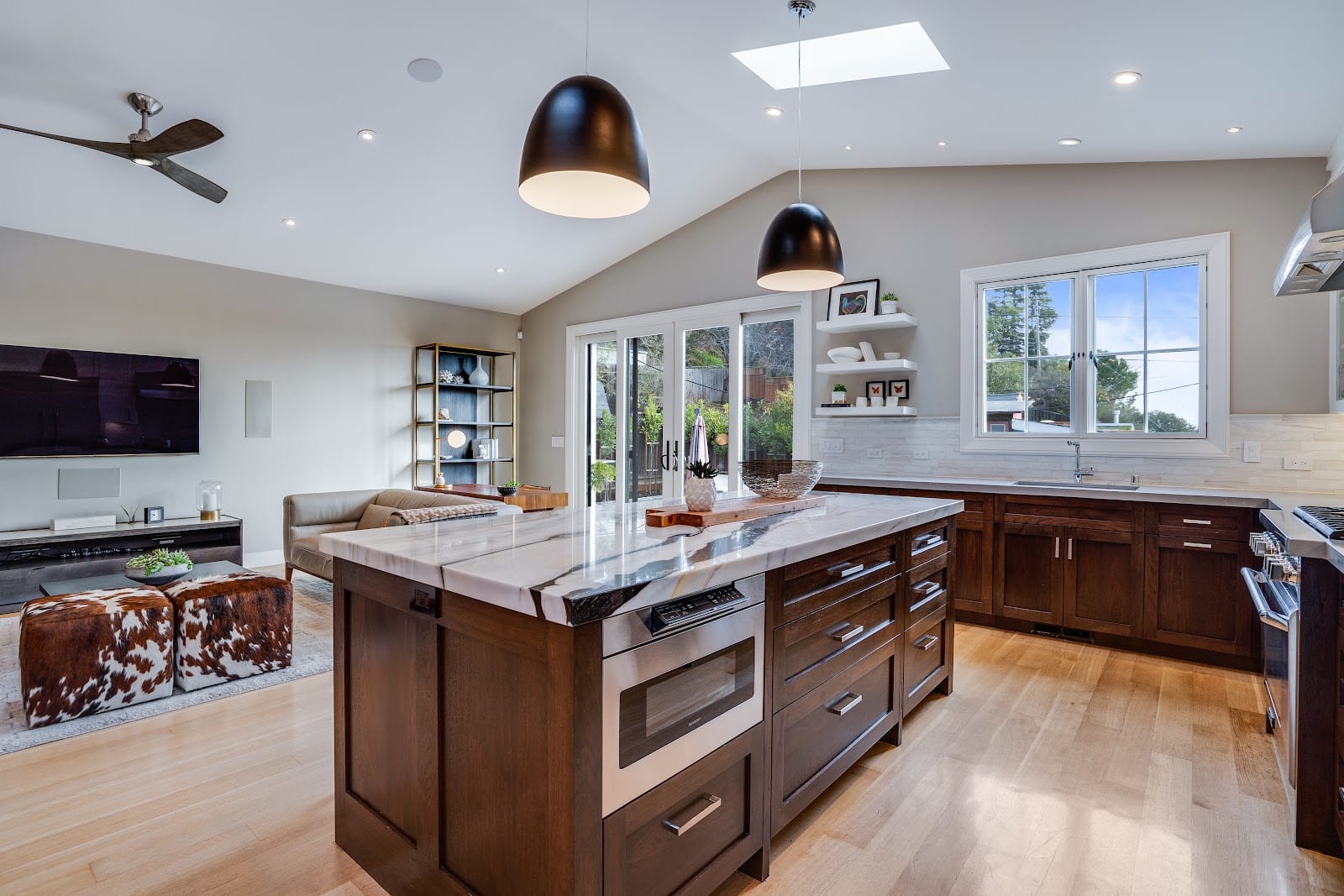 Mpire Luxe Real Estate, photo 4