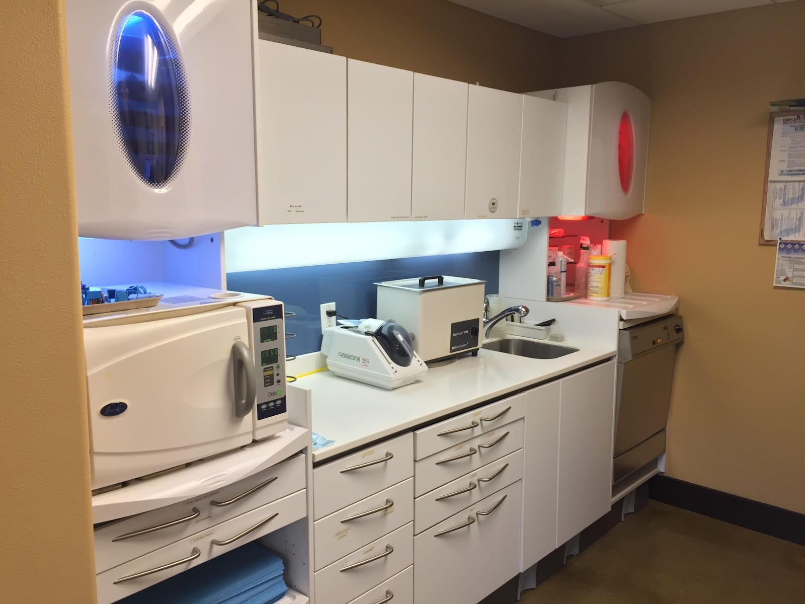 Sarasota Endodontic Solutions - Dr. Mitchell Edlund & Dr. Tyler Dolphin, photo 3