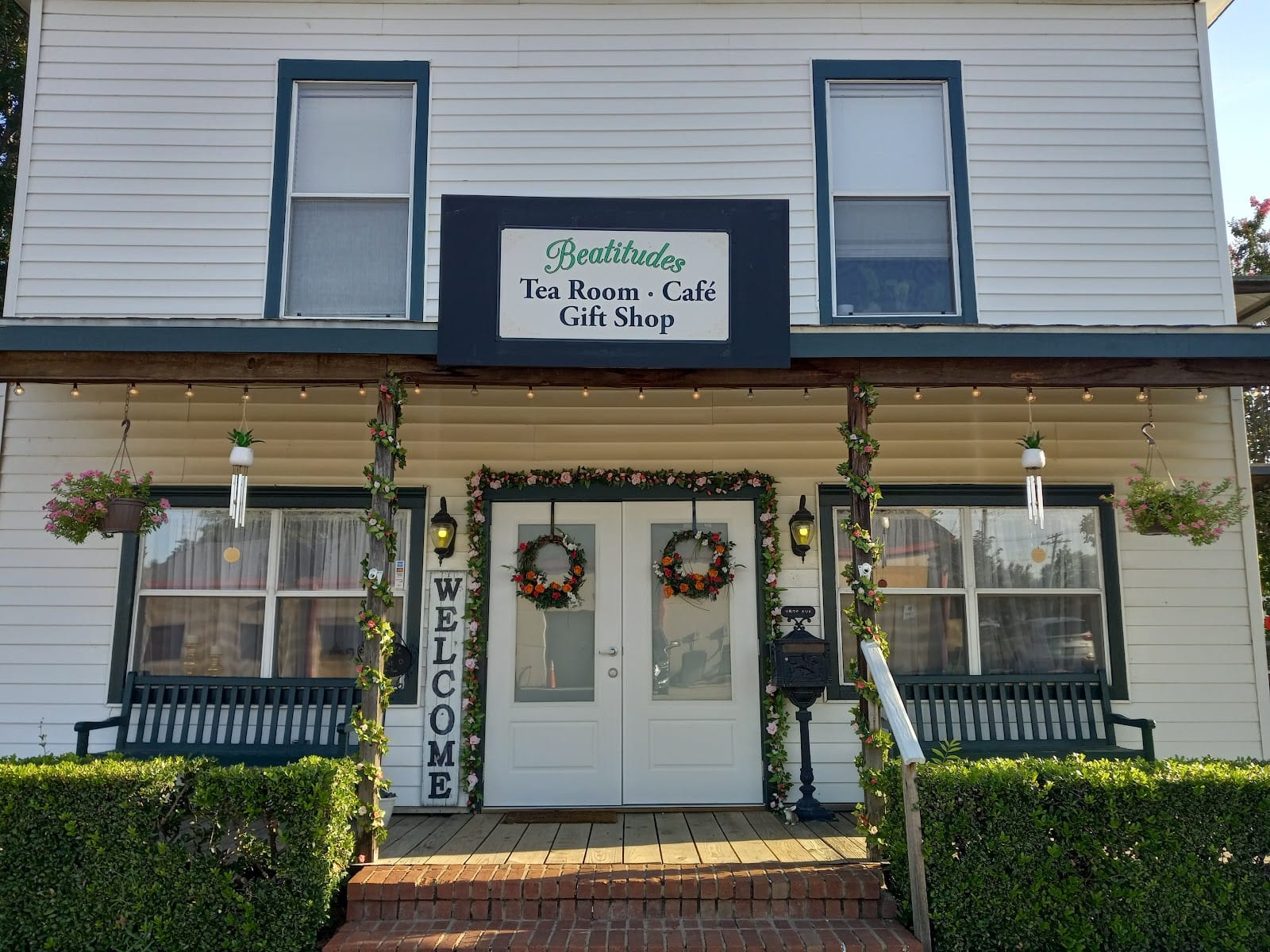 Beatitudes Tea Room, photo 2