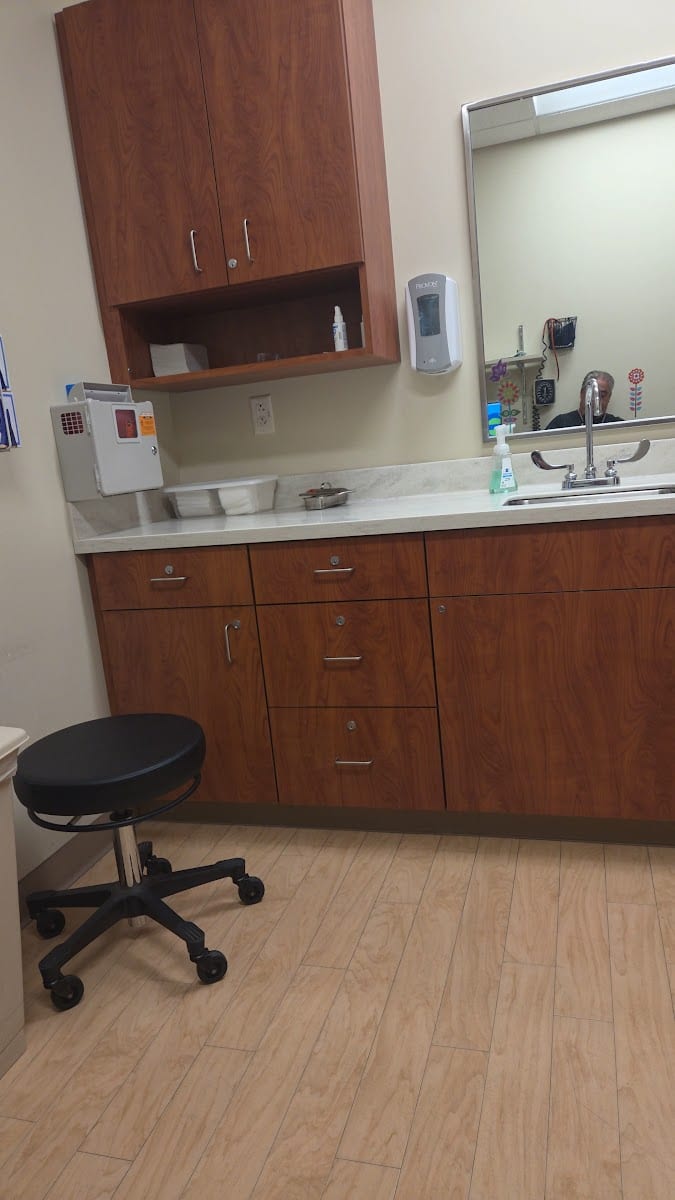 University of Rochester Medicine Cosmetic Dermatology, photo 2
