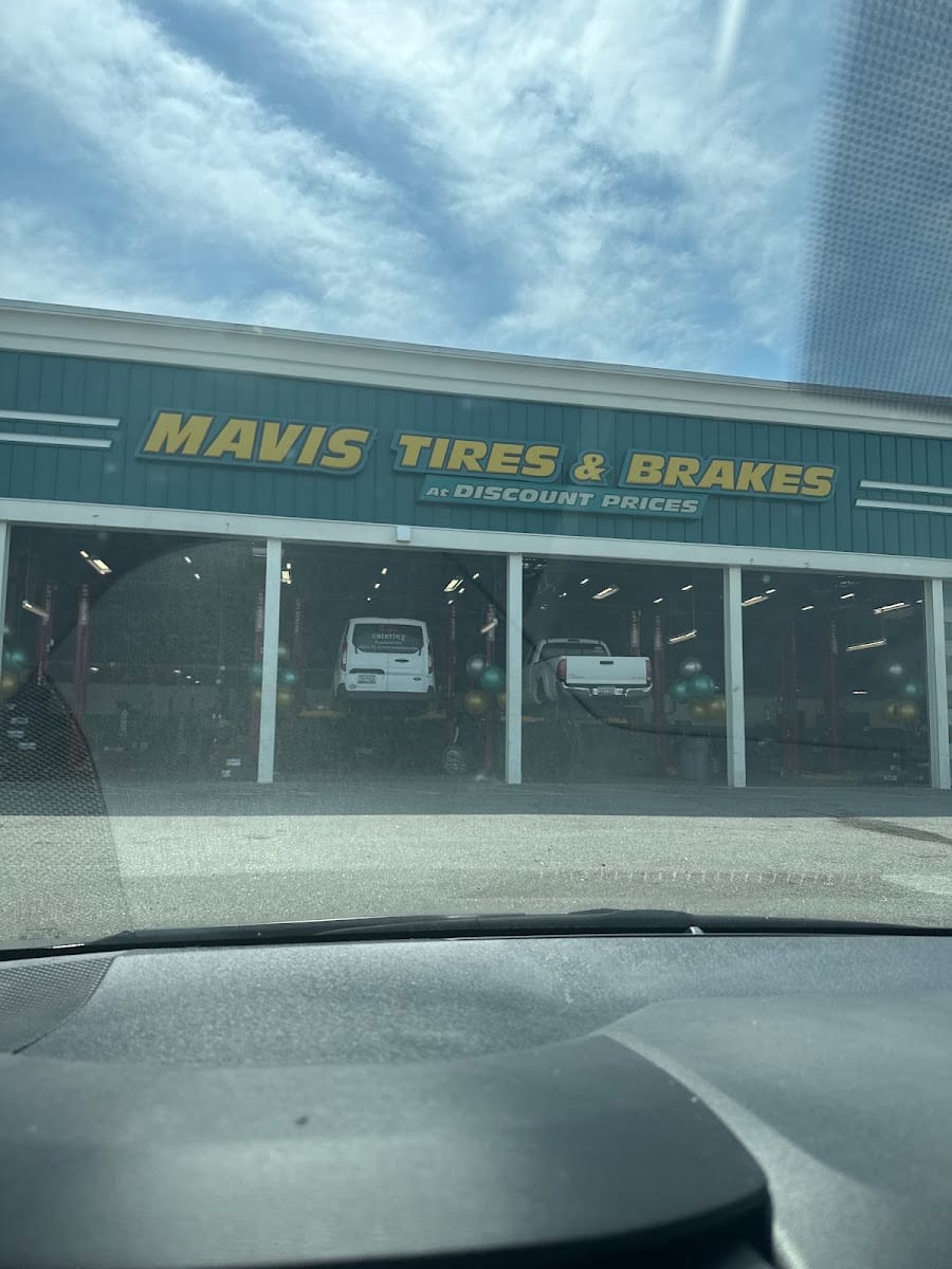 Mavis Tires & Brakes, photo 2