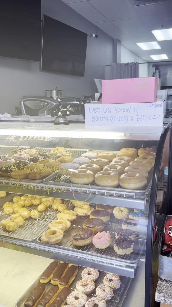 Primi Donuts, photo 2