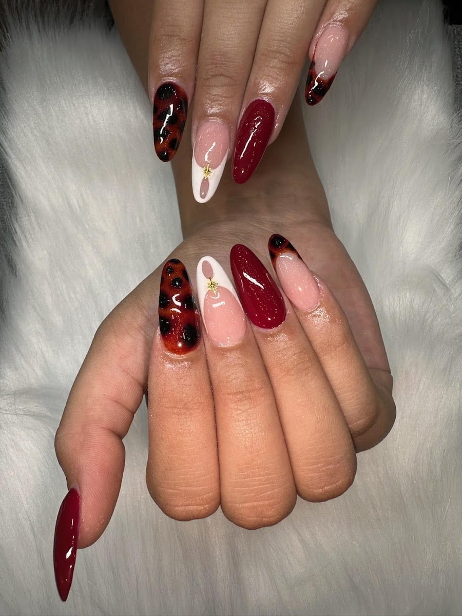 Salina Nail, photo 2