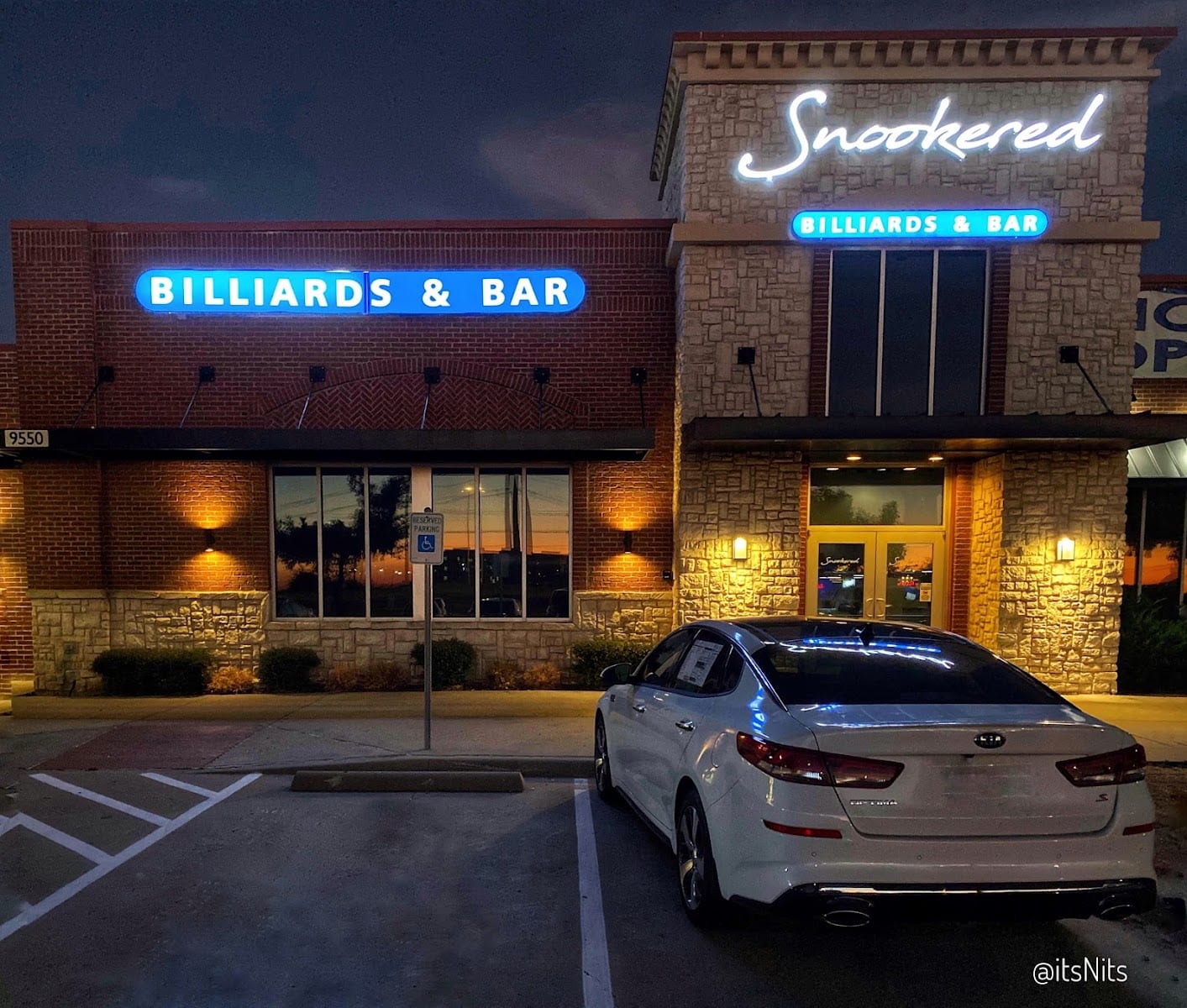 Tailgaters Snookered - Best Sports Bar, Game bar & Grill