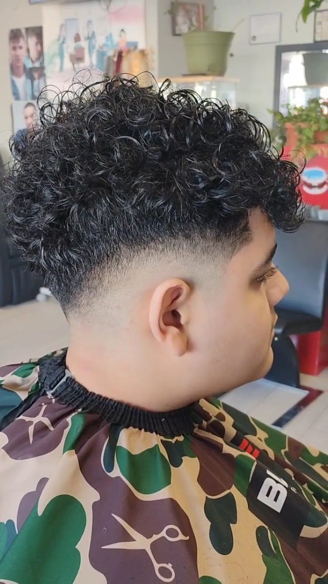 BJ "BARBER SHOP", photo 2