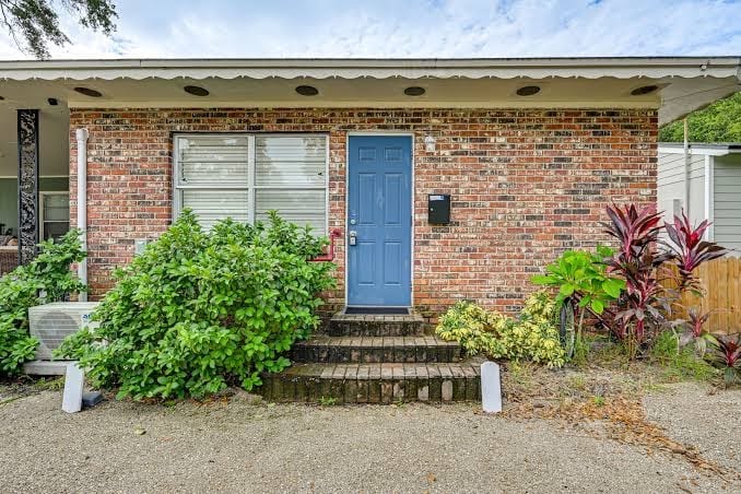 1 Rated Mansion · Heated Saltwater Pool /Spa, Theater, Peloton Gym, Game Room
