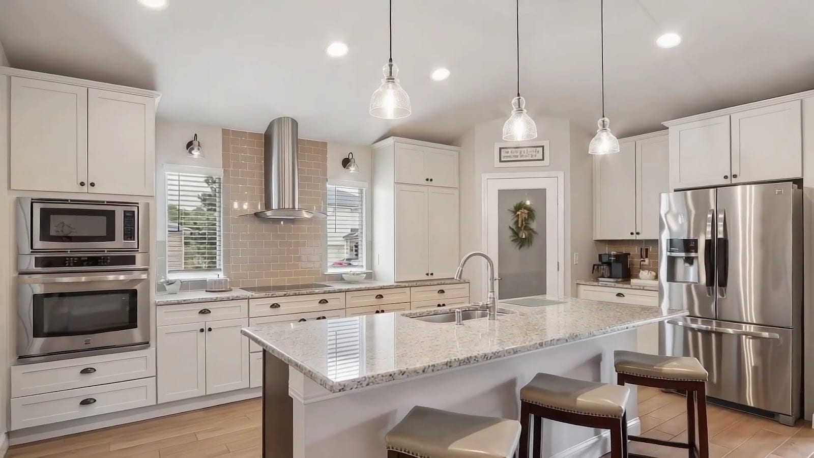 PATRICIA BARTHLOW, COLDWELL BANKER VANGUARD REALTY, photo 3