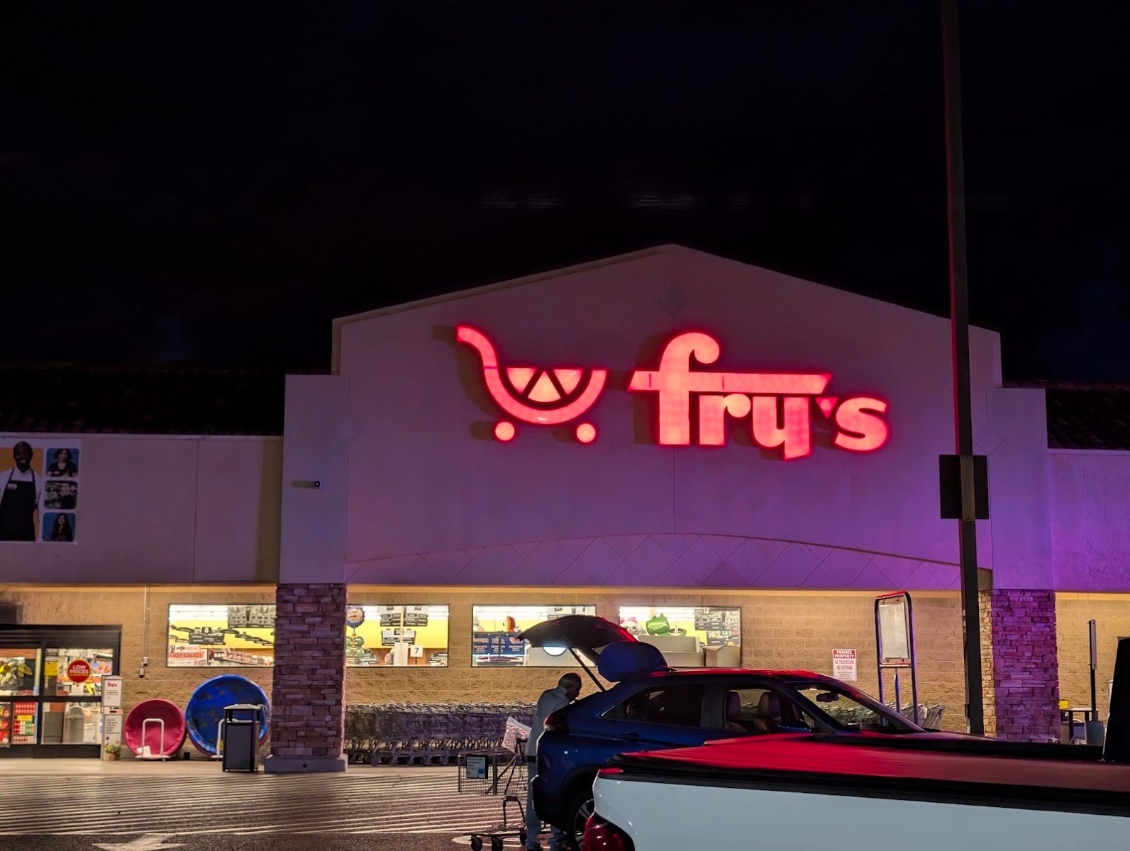 Fry's, photo 2