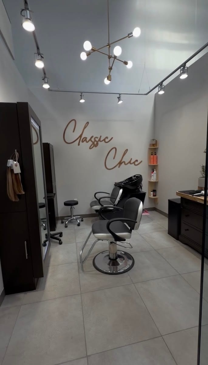 Classic chic salon, photo 2