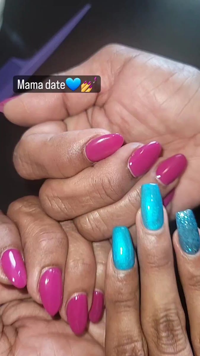 Tina-Nail Secrets, photo 3