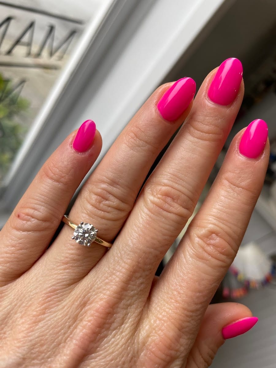 Mani-Pedi Plus, photo 2