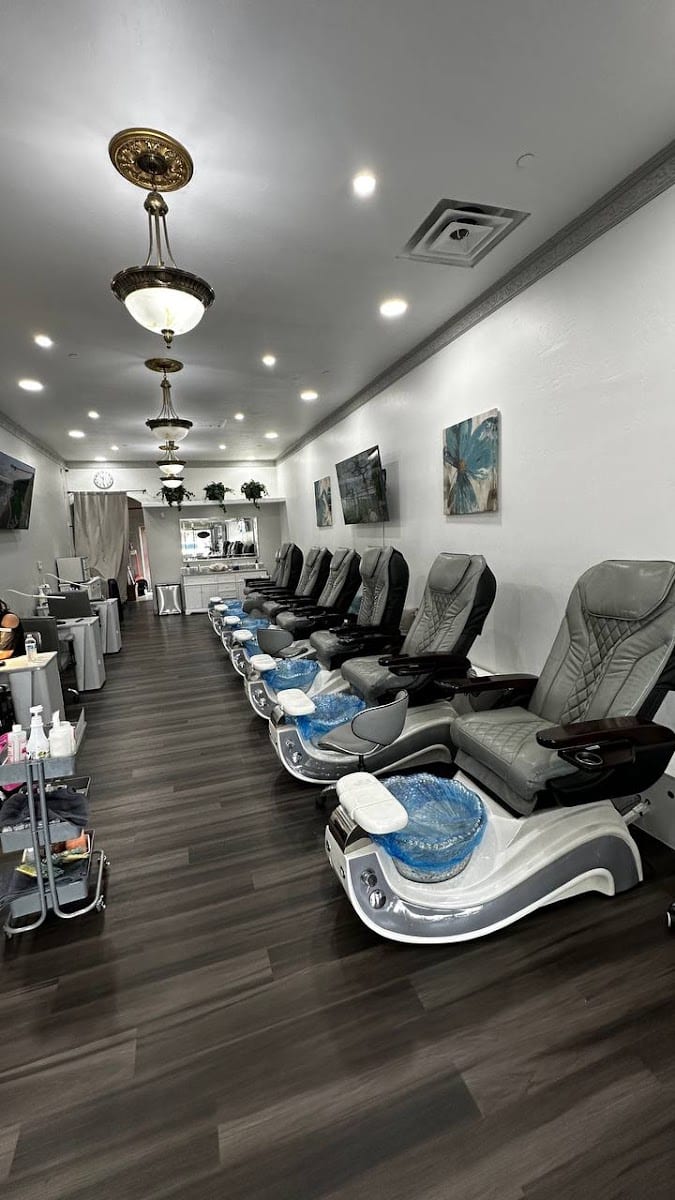 Prestige Nails