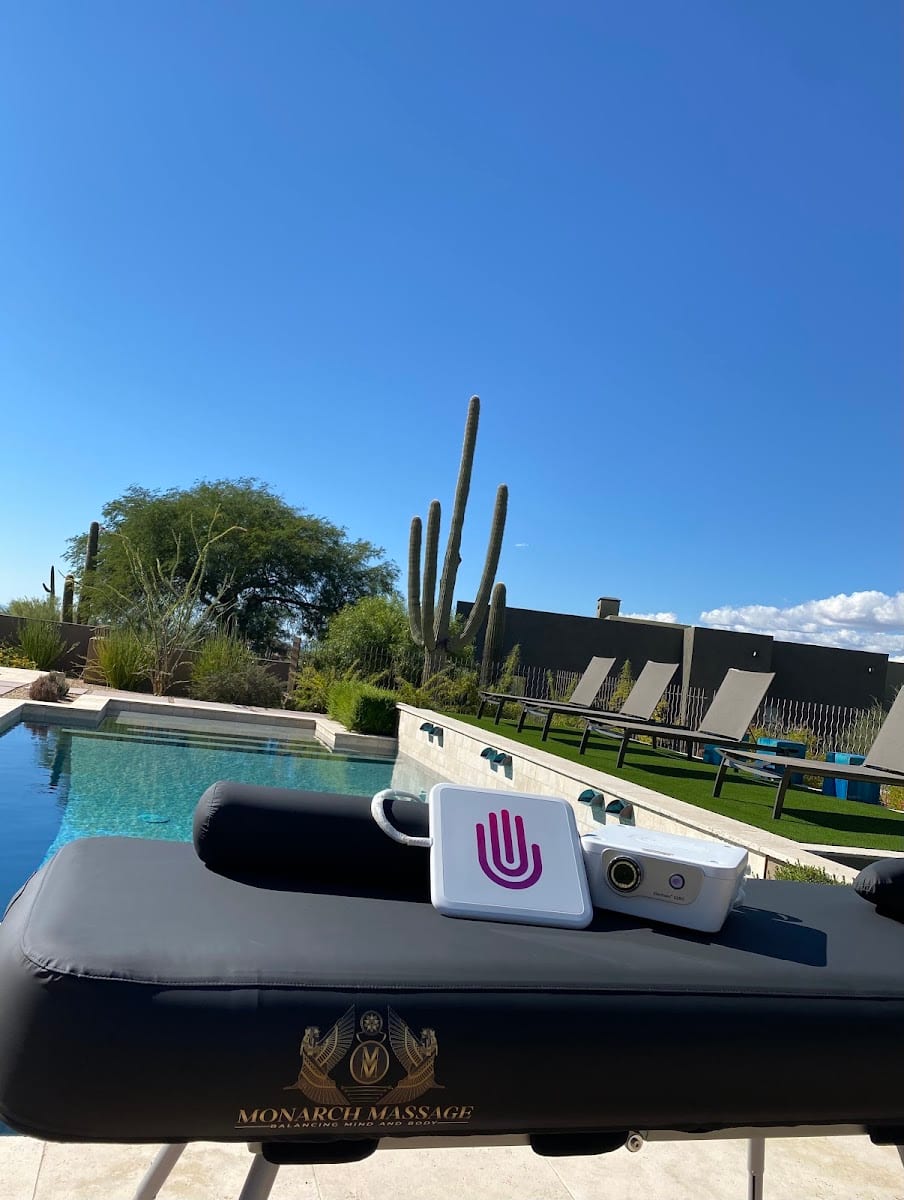 Monarch Massage (Mobile) Sports/Medical/Electrons Plus Practitioner/ Health and Fitness Coach Scottsdale/Paradise Valley