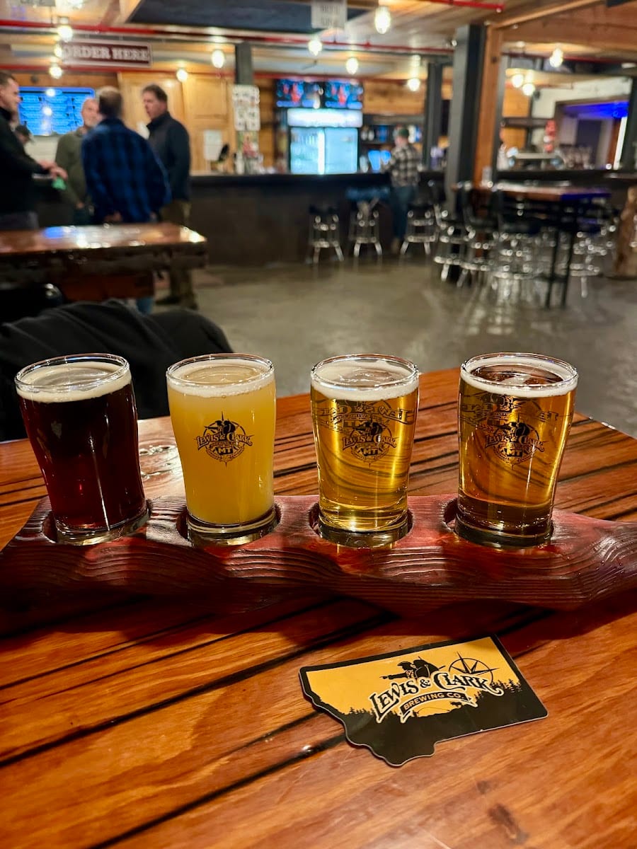 Lewis & Clark Tap Room, photo 4