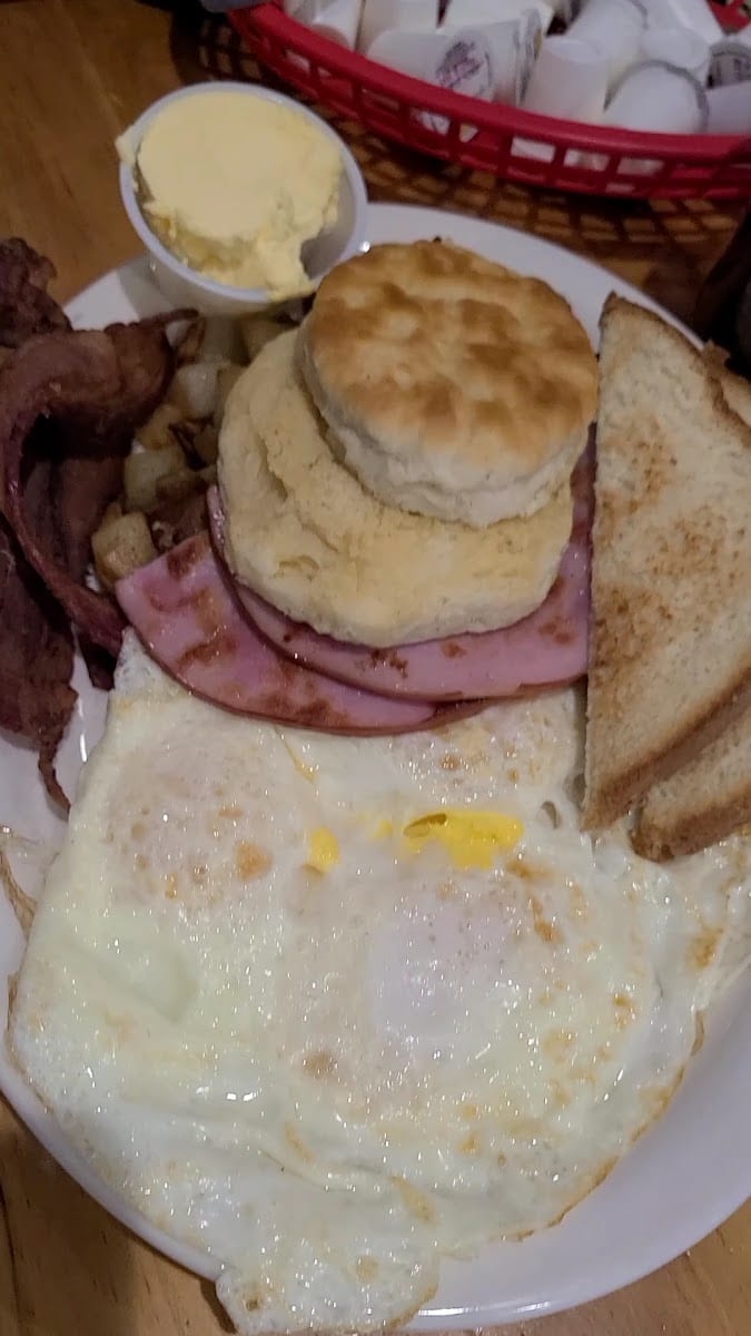 Lubbock breakfast house and grill, photo 2